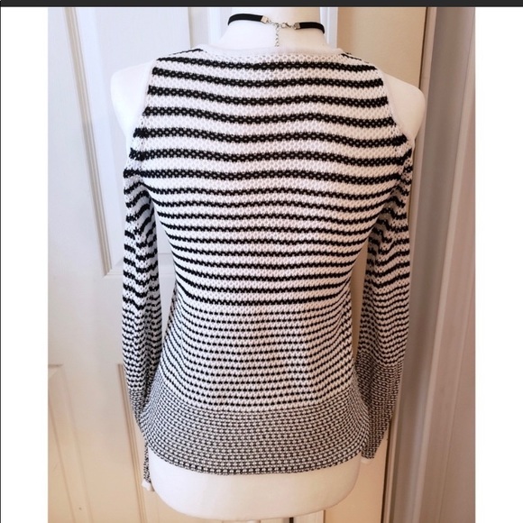 Rag and bone cold weather top - Picture 3 of 6